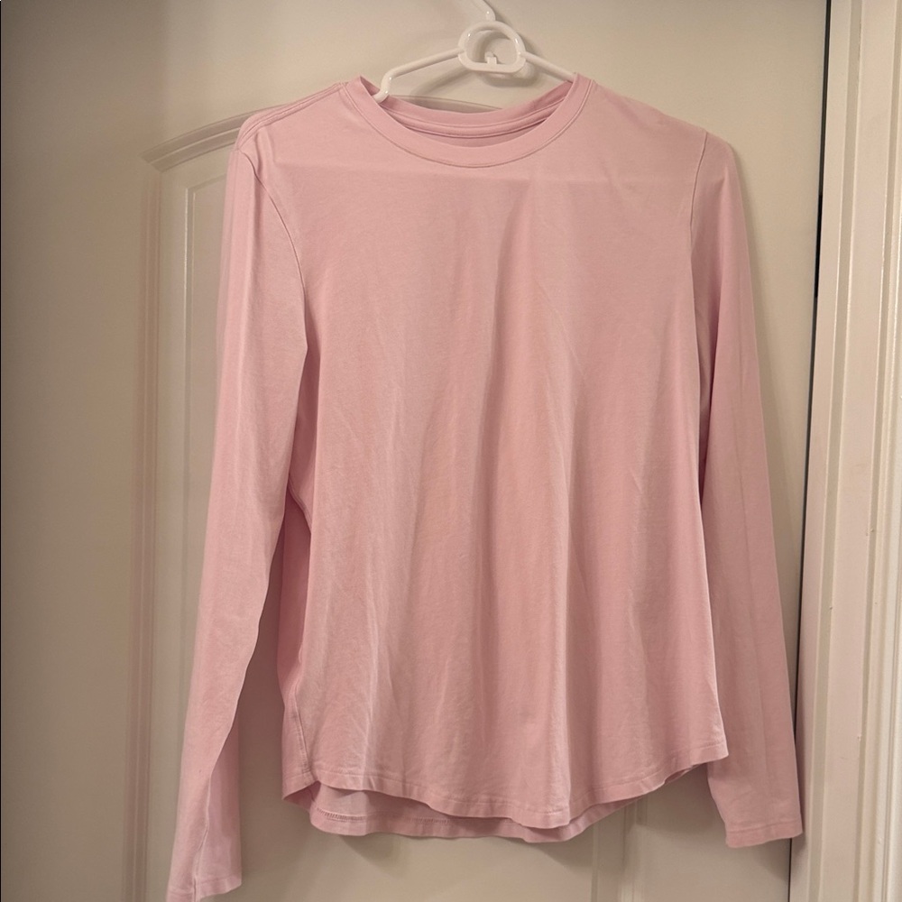 Lululemon Athletica Soft Pink Long Sleeve Top